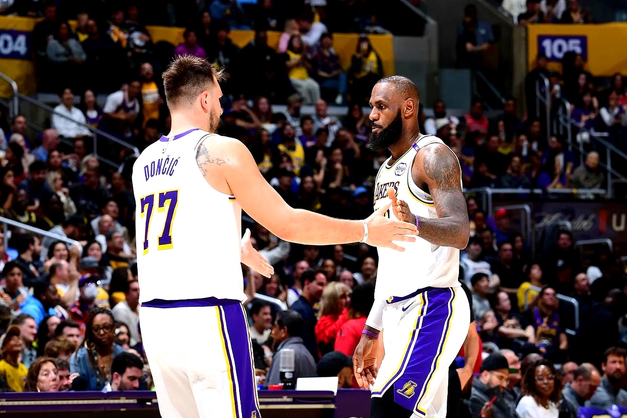 基达菲队准备在主场迎战对手，努力争取胜利的简单介绍