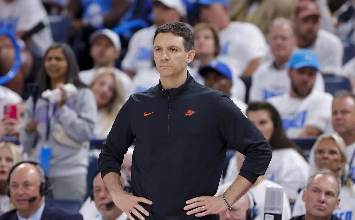 B体育电竞-亚特兰大主教练调整战术，球队进攻效率提高