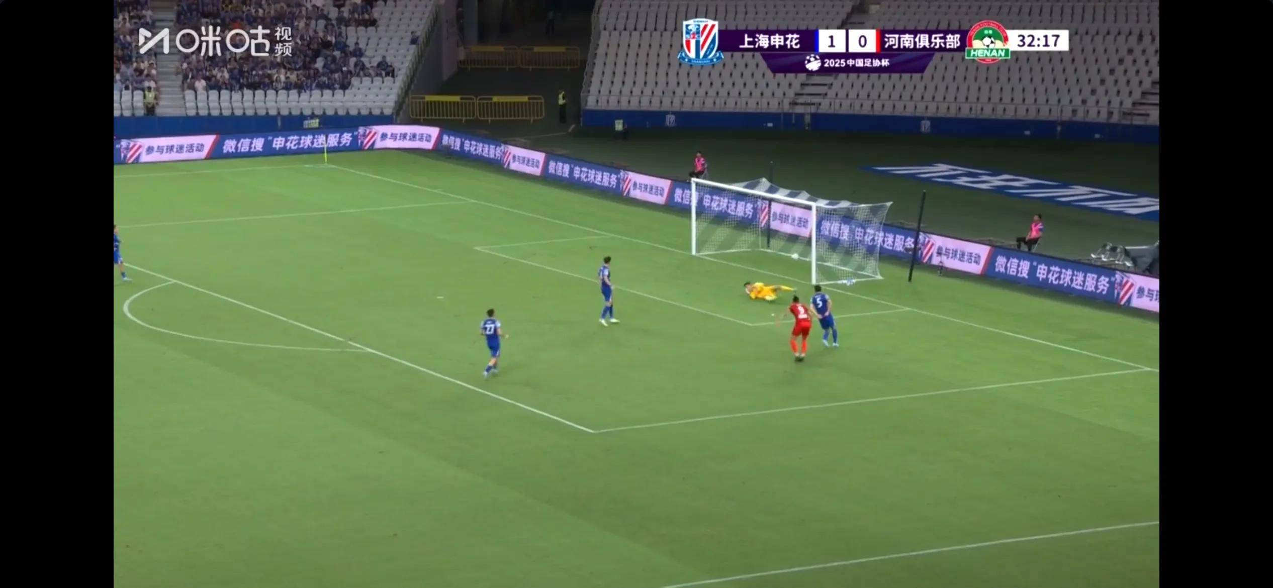 对手创造破门机会,球队防线岌岌可危 对手创造破门机会,球队防线岌岌可危