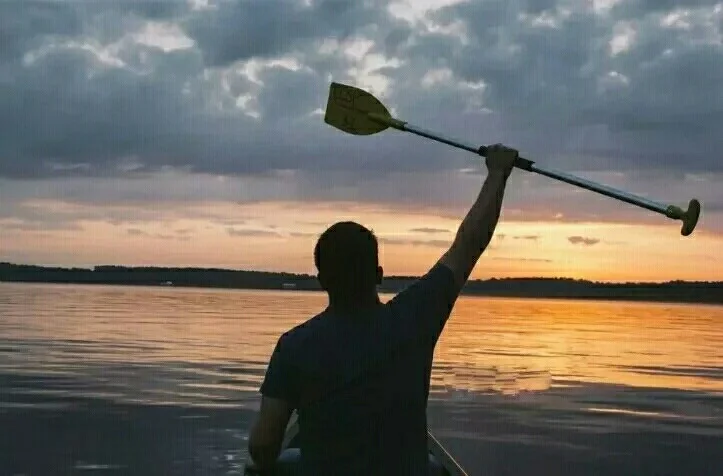 爱尔兰队在比赛中赢得掌声,继续进取 爱尔兰队在比赛中赢得掌声,继续进取