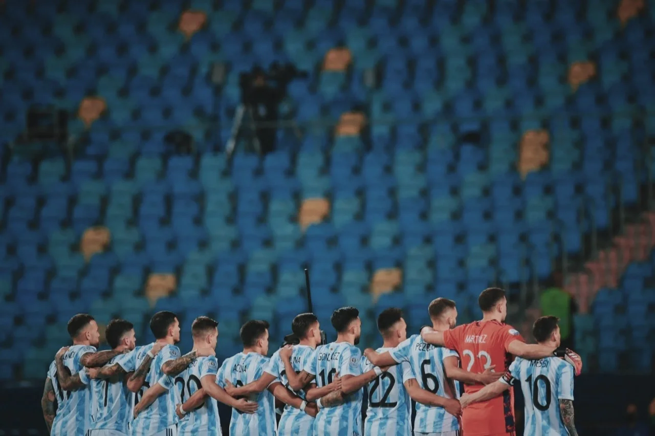 国家队实力赢下比赛,成功晋级半决赛 国家队实力赢下比赛,成功晋级半决赛