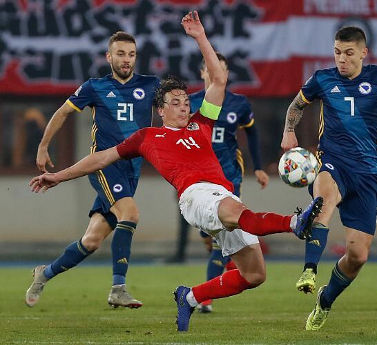 包含法国战平波黑:欧锦赛资格赛成欧洲话题的词条 包含法国战平波黑:欧锦赛资格赛成欧洲话题的词条