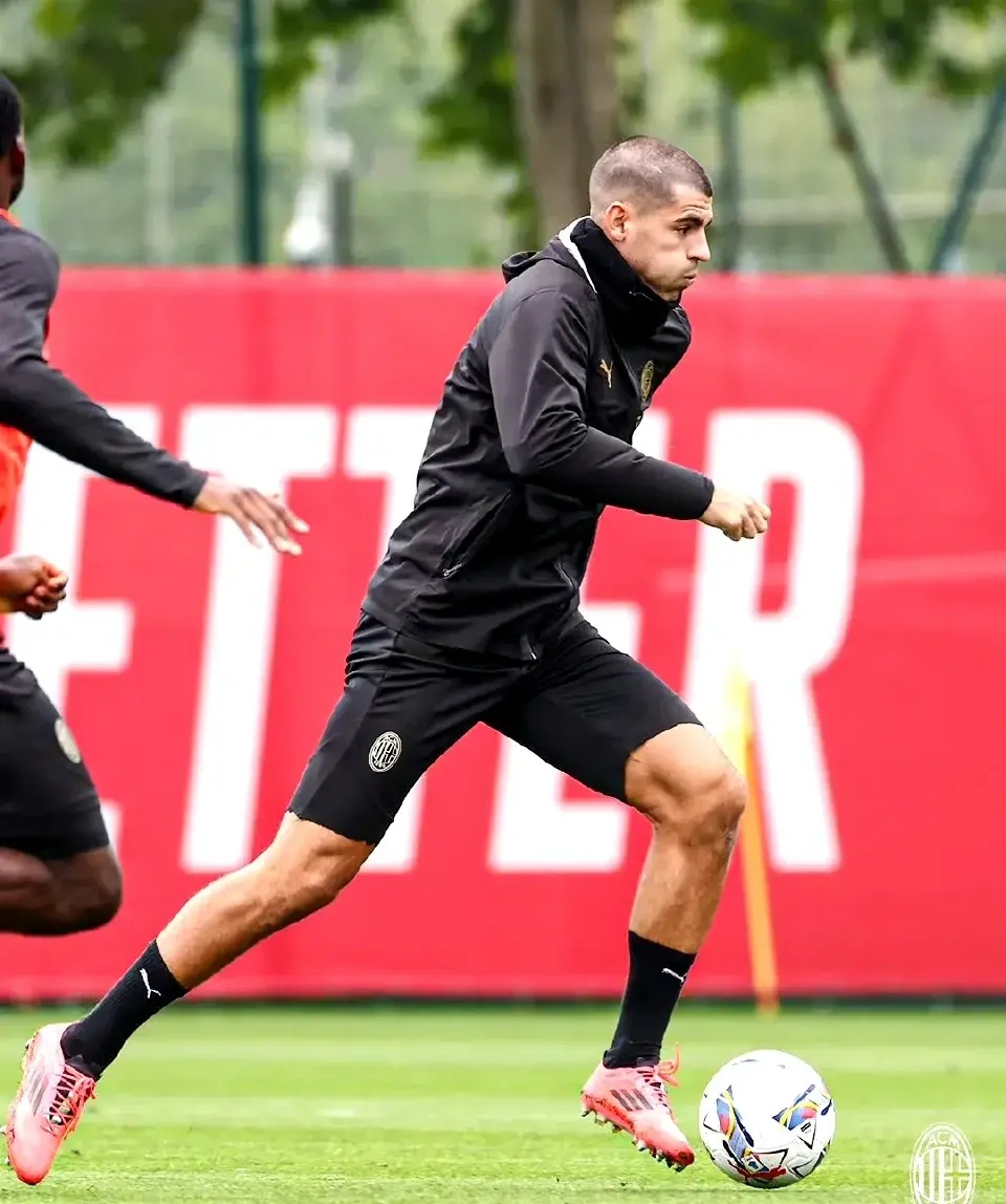 B体育平台-包含尤文图斯中场连续进球，奠定联赛领先优势的词条