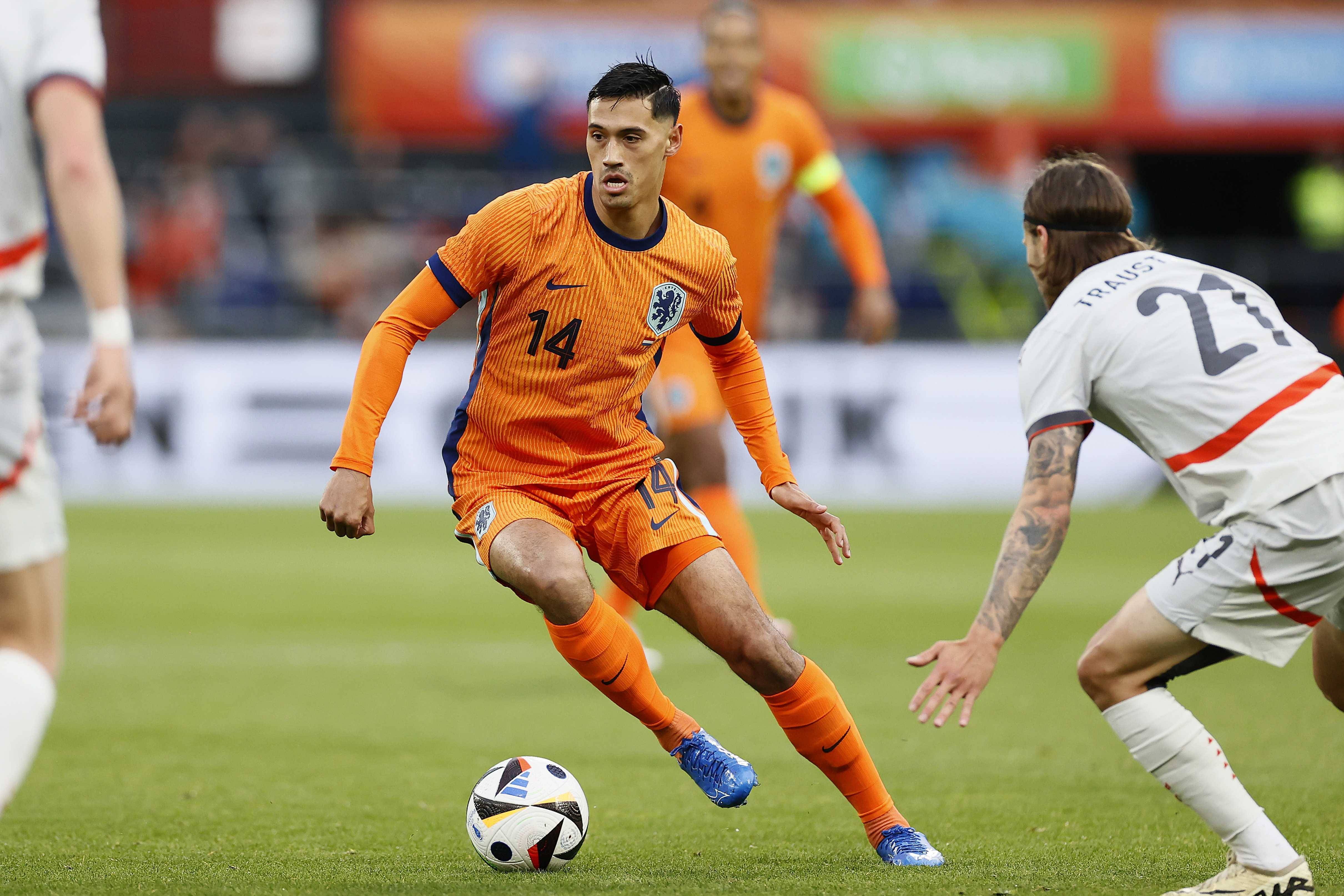 立陶宛队备战欧洲杯预选赛,全力备战 立陶宛队备战欧洲杯预选赛,全力备战