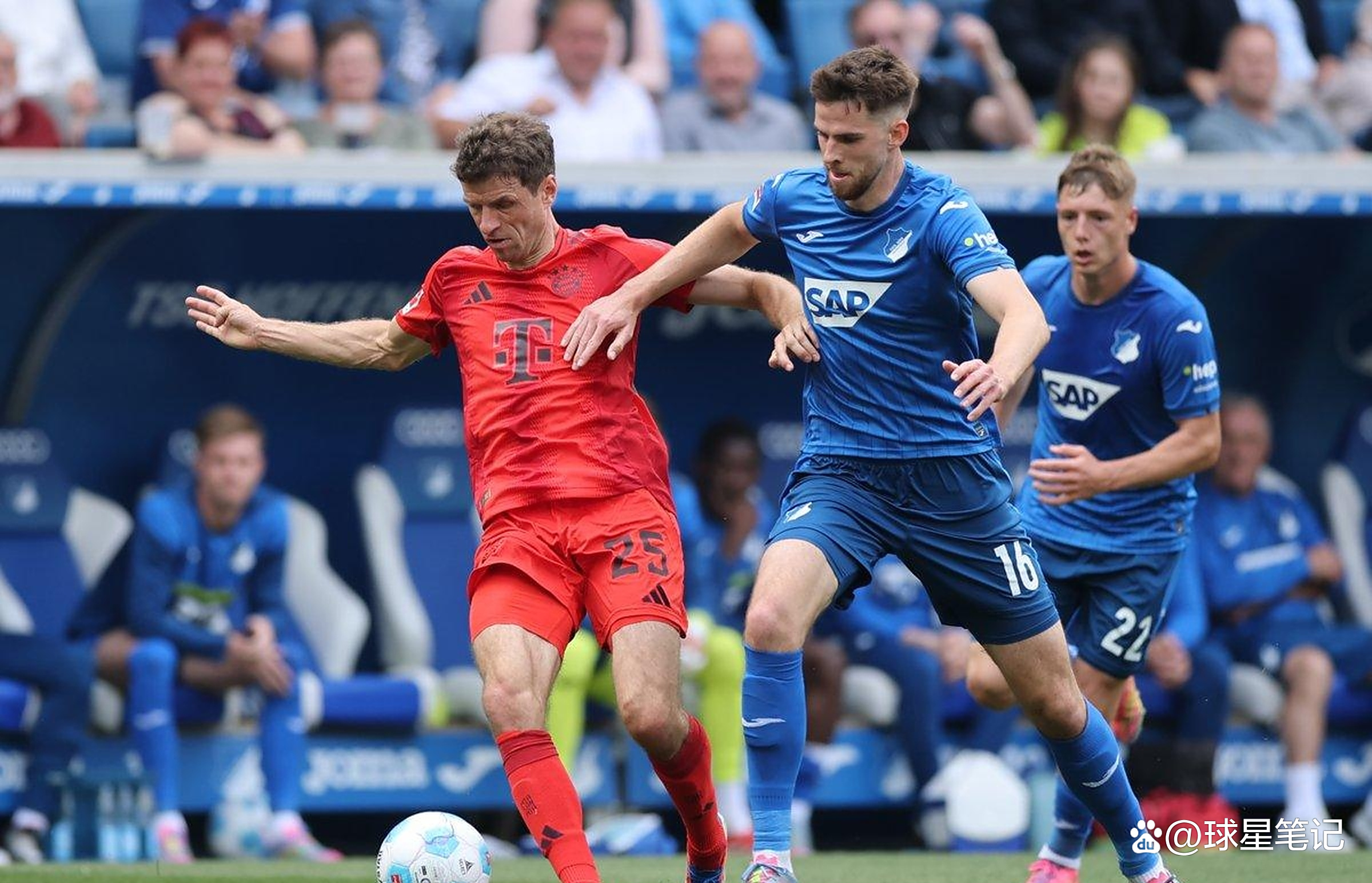 利兹联主场战平沃特福德，表现平平待续的简单介绍