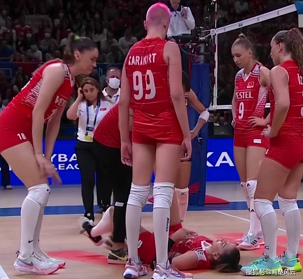 土耳其险胜俄罗斯,逆转取胜 土耳其险胜俄罗斯,逆转取胜