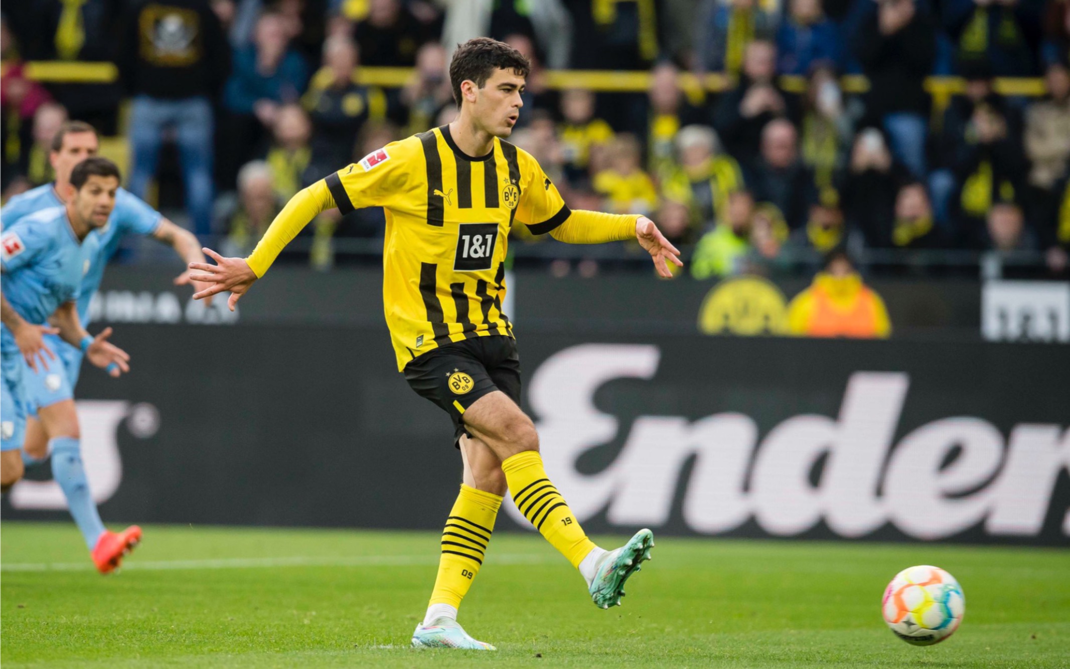 B体育视频-关于多特蒙德客场对阵波鸿，激烈对垒的信息