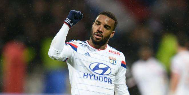 关于里昂队赛事凯旋，备战状态良好的信息