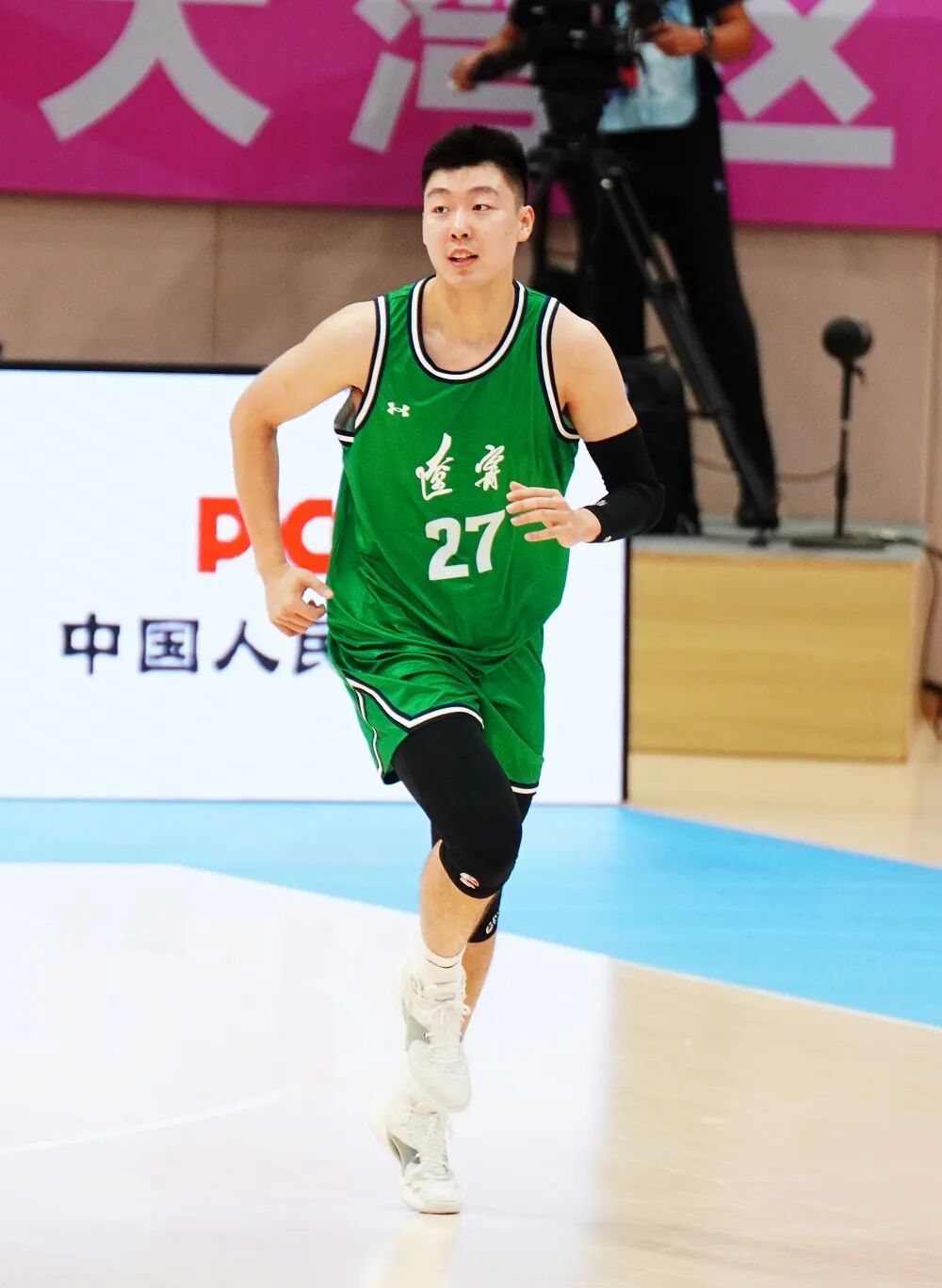 辽宁男篮主场作战，大胜新疆队取得开门红的简单介绍