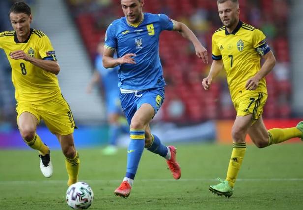 关于瑞典队在欧预赛中取得惊人胜利，晋级前景看好的信息